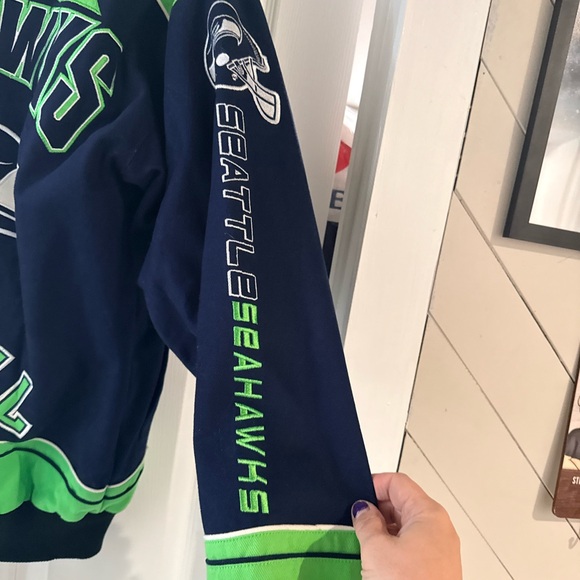 NFL Seahawks Medium Jacket - Green and Navy - Picture 4 of 6